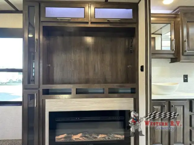 2022 Dutchmen RV Yukon 399ML - Photo 19