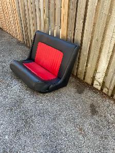 Hot rod seat
