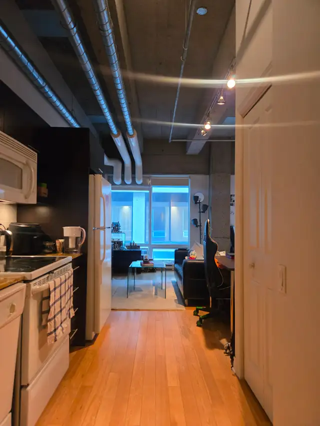 Downtown Montreal Condo for Rent | 1 Bedroom Open Concept