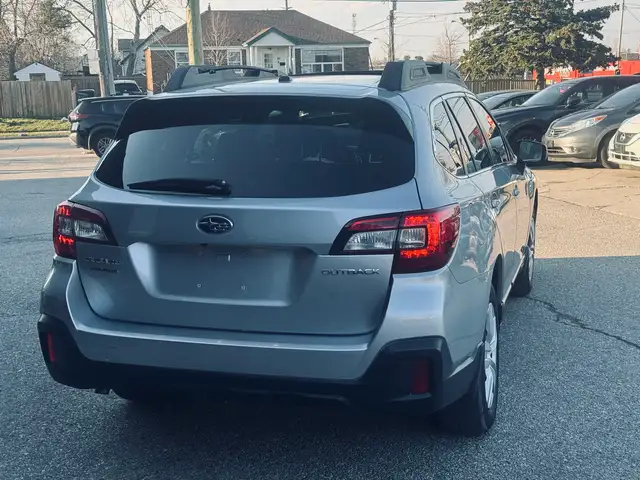 2018 Subaru Outback 2.5i Touring - Photo 3