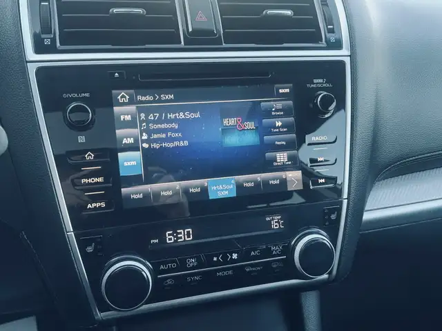 2018 Subaru Outback 2.5i Touring - Photo 12