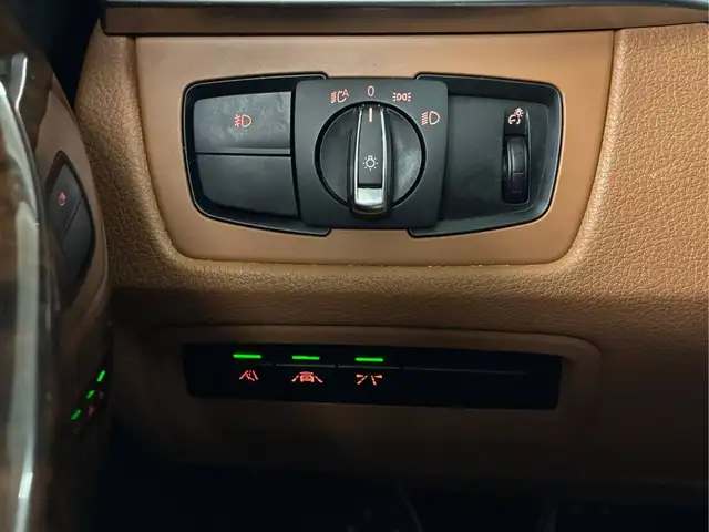 2014 BMW 328i xdrive Low kms BC Vehicle - Photo 11