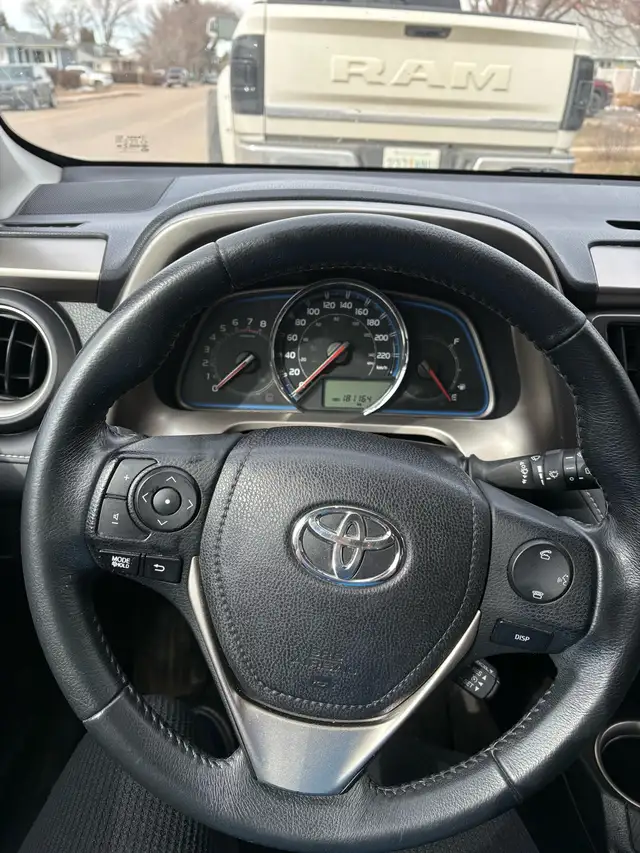 2015 Toyota RAV4 Limited AWD - Photo 6