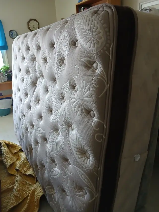Queen pillowtop mattress and boxspring for sale - Photo 3