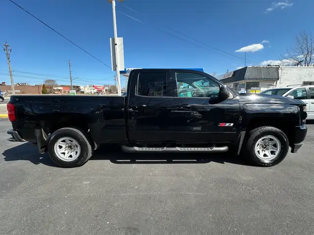 2019 CHEVROLET SILVERADO 1500 LD LT Z71 4X4 5.3L V8 CERTIFIED - Photo 4