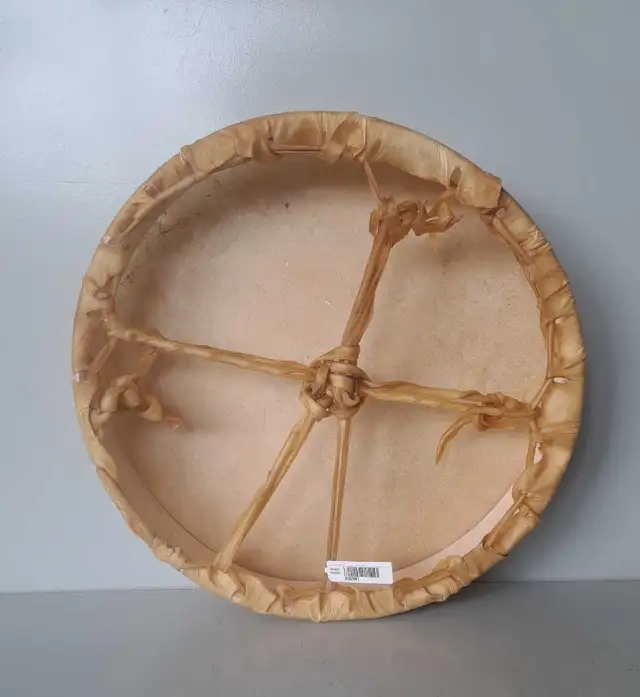 14.5' Elk Hide Hand Drum (31057997) - Photo 2