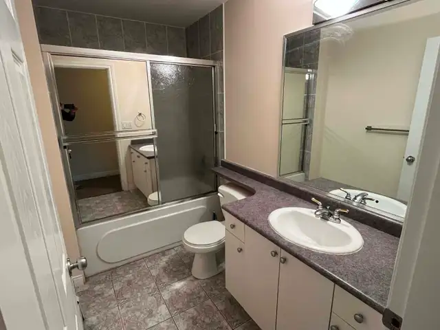 2br - 2 Bed / 1 Bath Basement Suite for Rent –Surrey - Photo 10