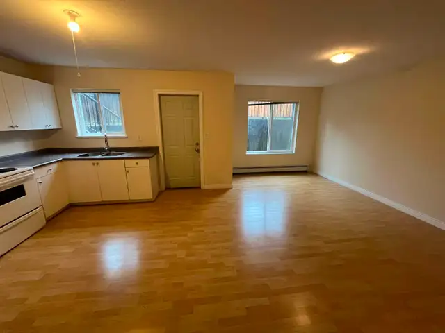 2br - 2 Bed / 1 Bath Basement Suite for Rent –Surrey - Photo 14