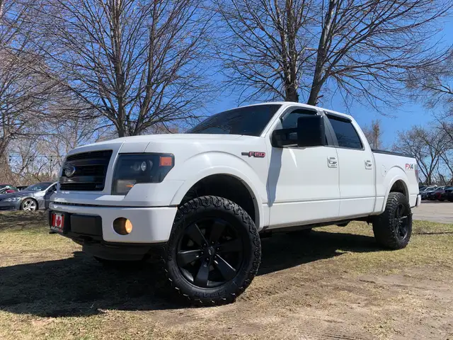 2013 F-150 FX4 CREW 5L LOW KMS LIFT CERTIFIED