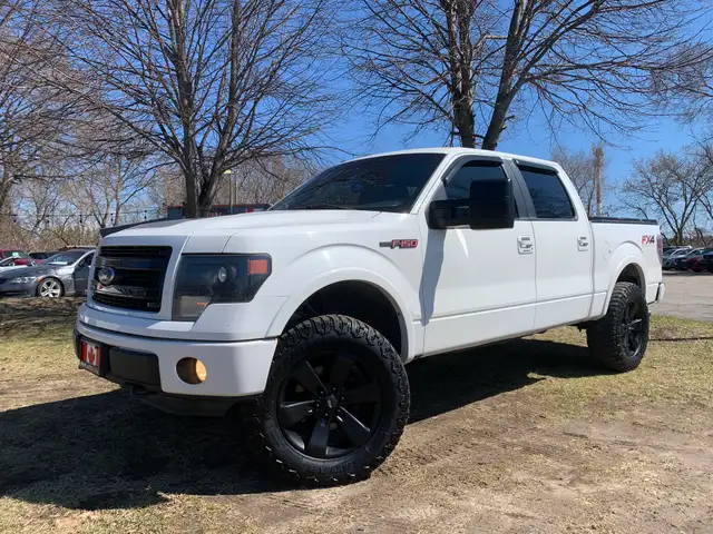 2013 F-150 FX4 CREW 5L LOW KMS LIFT CERTIFIED - Photo 2