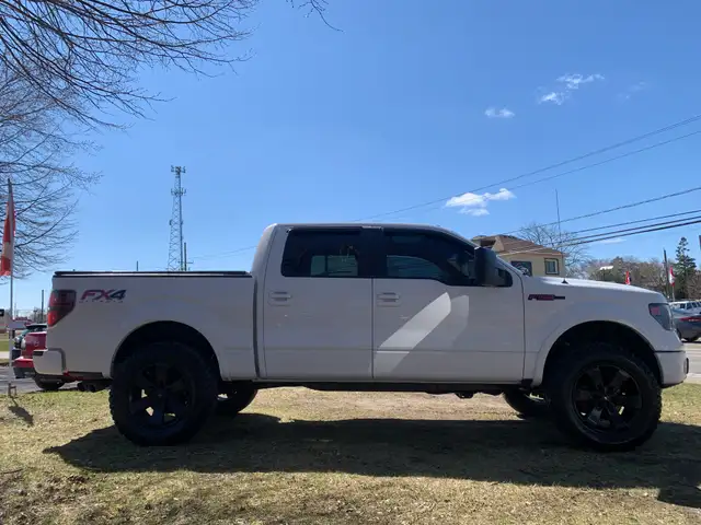 2013 F-150 FX4 CREW 5L LOW KMS LIFT CERTIFIED - Photo 10