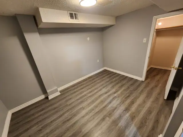 Spacious,  recently renovated living space - Photo 6