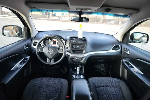 2017 Dodge Journey FWD, 2.4lt | 5 Passenger | ONLY $5,999 Quick! - Photo 5