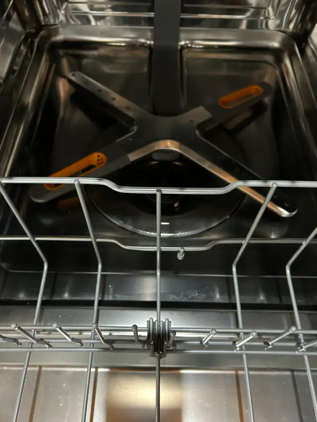 Dishwasher, LG - Photo 3