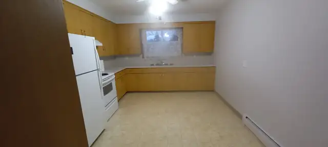 Spacious Classic 2 bedroom Apartment - Haist Street Fonthill