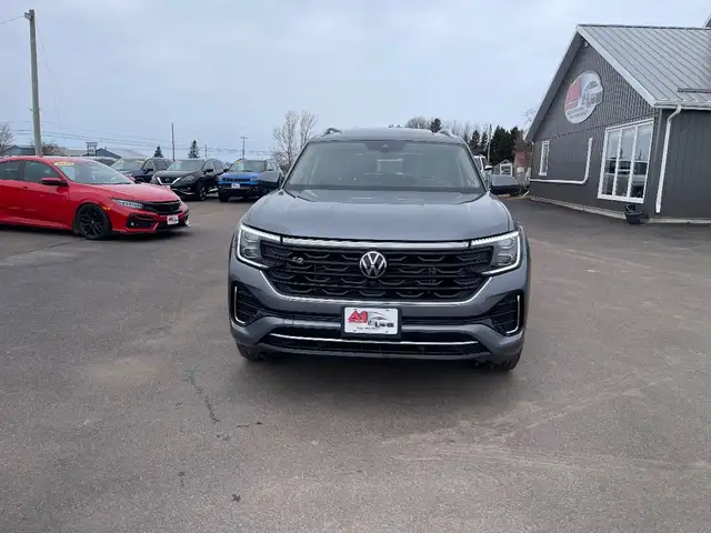 2024 Volkswagen Atlas - Photo 2