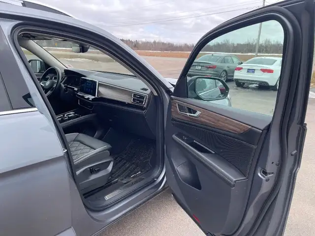 2024 Volkswagen Atlas - Photo 14