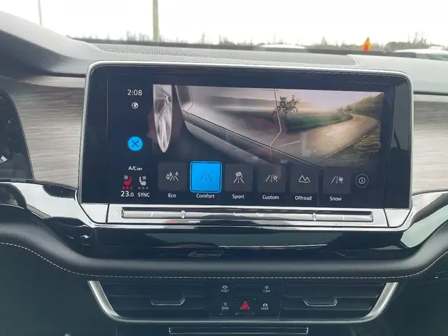 2024 Volkswagen Atlas - Photo 21