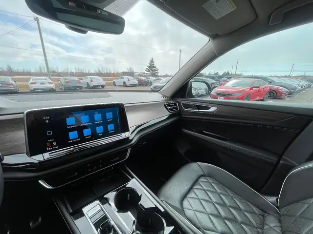 2024 Volkswagen Atlas - Photo 34