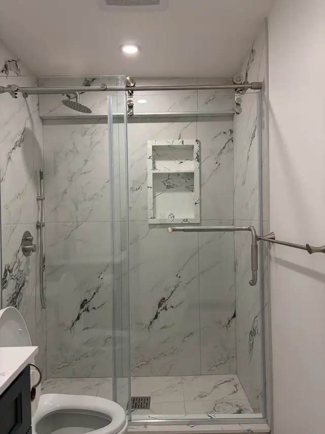 Newly renovated 2 Bedroom basement for rent - Photo 4