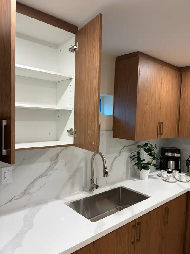 Newly renovated 2 Bedroom basement for rent - Photo 7