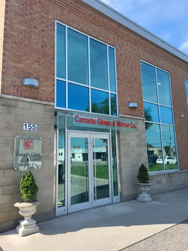 Shop Workers,  Installers,  Service Tech's Needed.