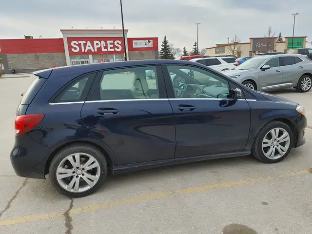 Mercedes Benz B250 Turbo 4 Matic - Photo 2