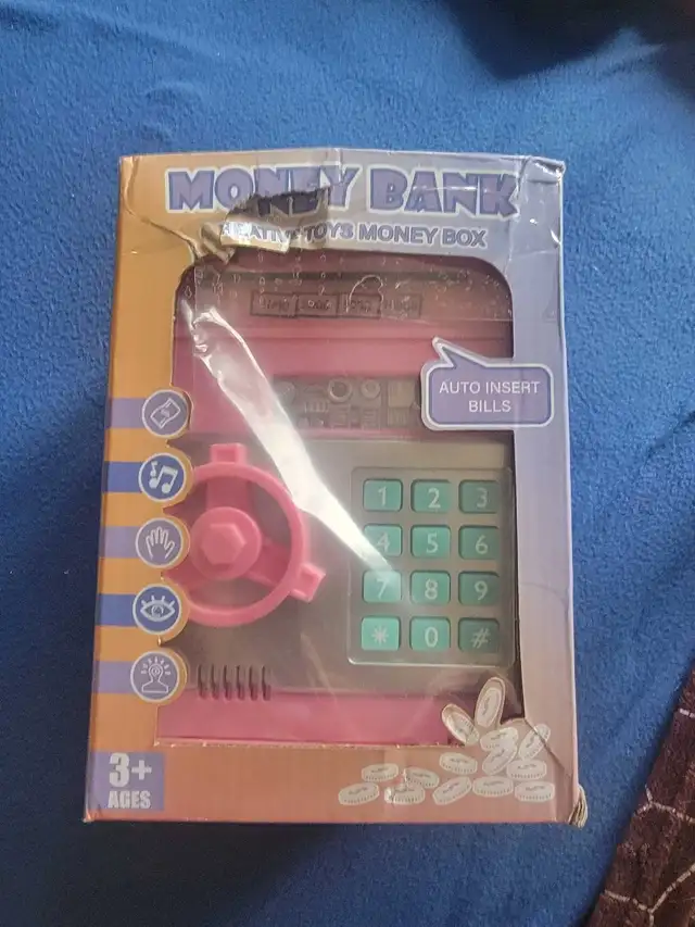 Kids money box/ safe