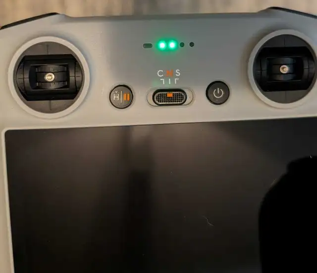 DJI Mavic 3 Pro Fly More Combo (DJI RC) – NEW - Photo 6