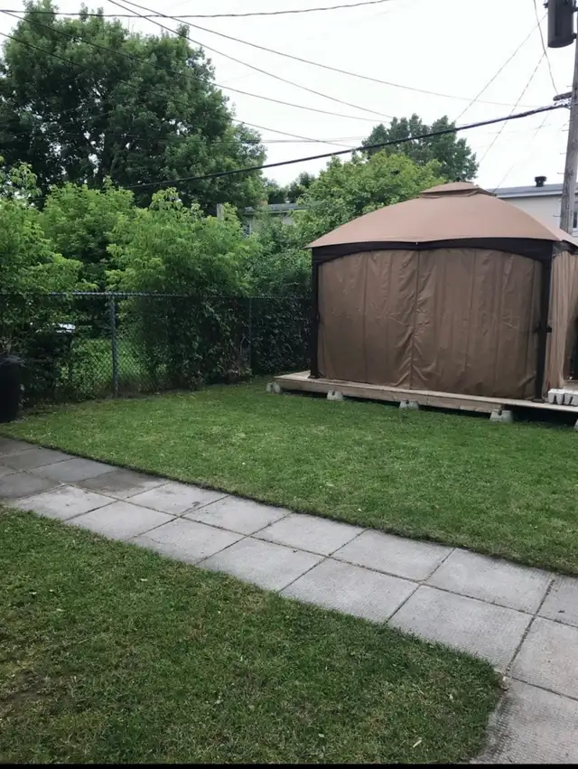 SPRING BACKYARD CLEAN-UP SPECIAL! - Photo 8