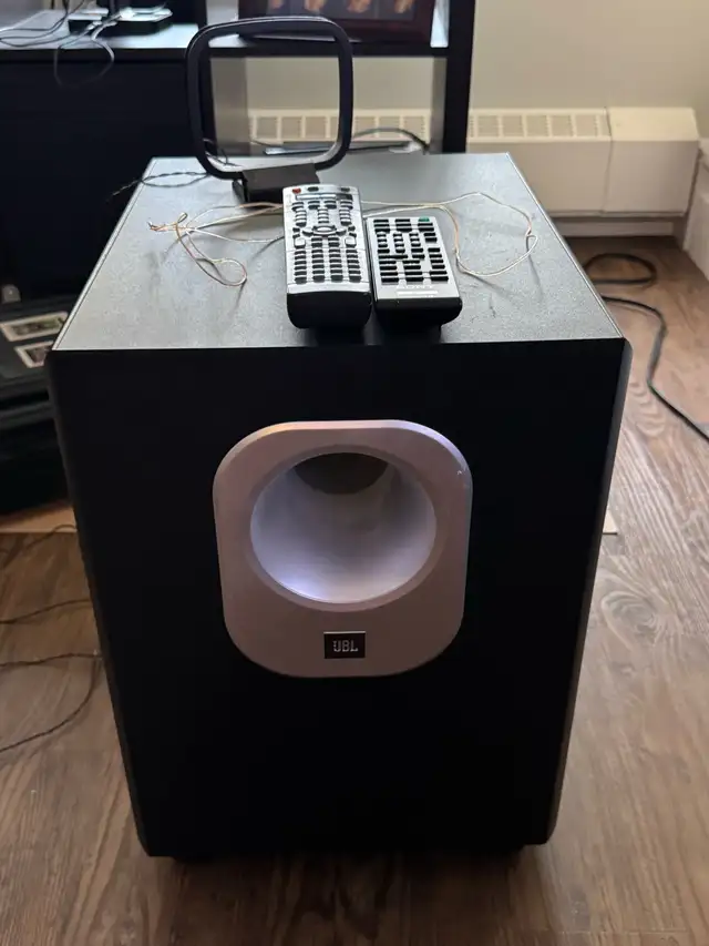 Home Theater W/ Receiver, CD Player & JBL 5.1 Speaker - Photo 7