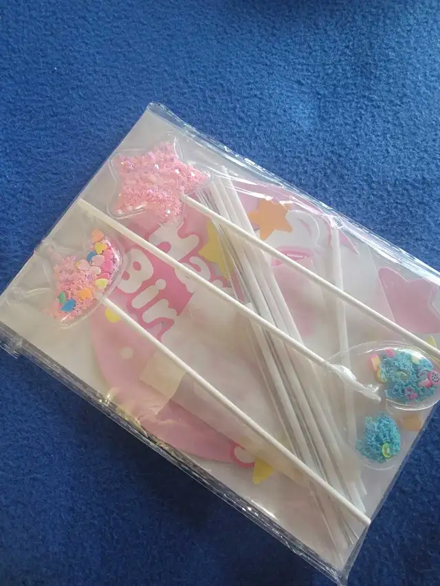 Girls Happy Birthday decorations.