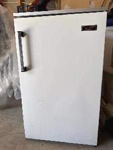 Refrigerator for sale