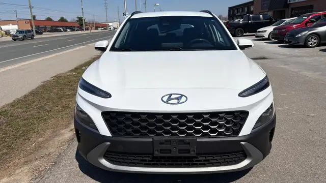 2023 Hyundai Kona Essential