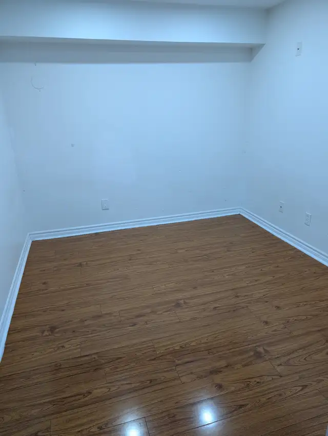 2 BR, LEGAL, LICENSED BASEMENT IN BRAMPTON - Photo 6