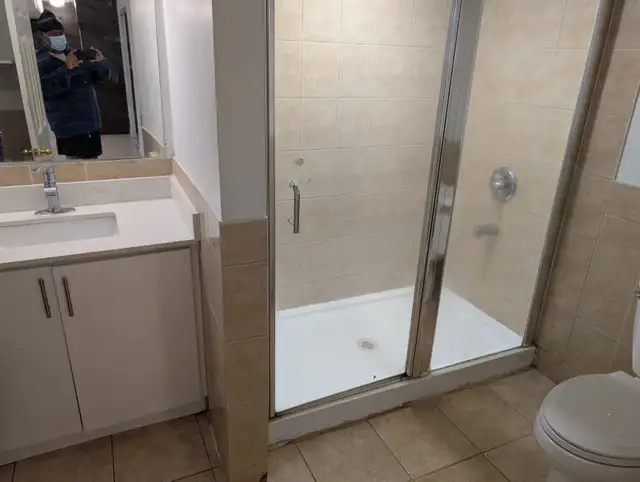 2 BR, LEGAL, LICENSED BASEMENT IN BRAMPTON - Photo 7