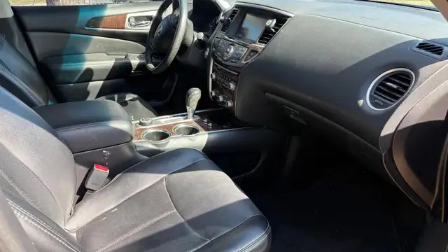 2015 Nissan Pathfinder S - Photo 12