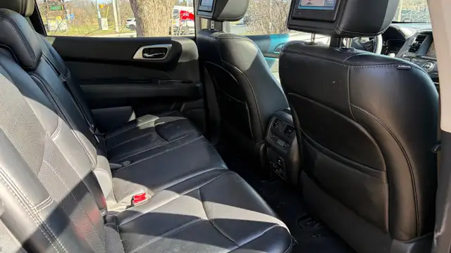 2015 Nissan Pathfinder S - Photo 13