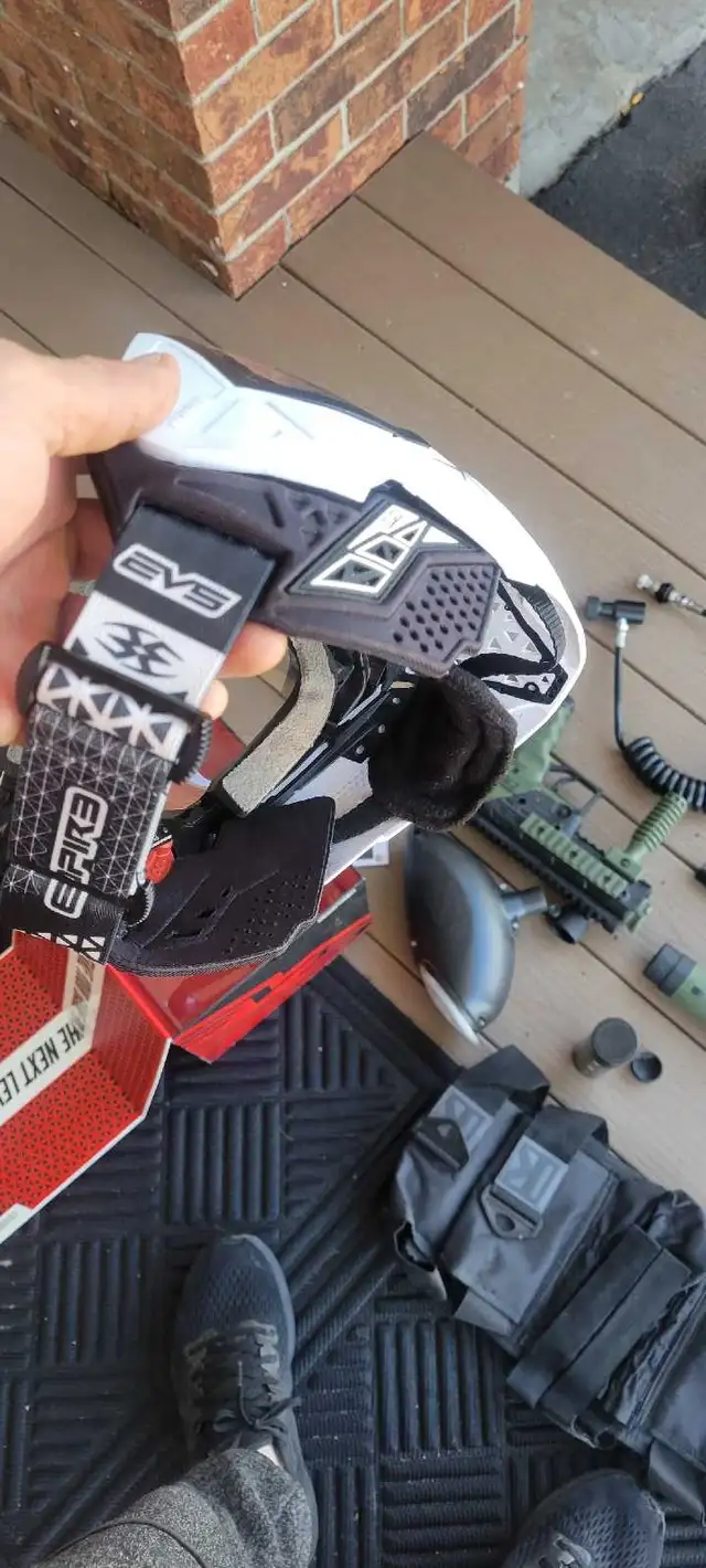 Empire EVS Paintball Mask (High End Almost New-Used Once) - Photo 3
