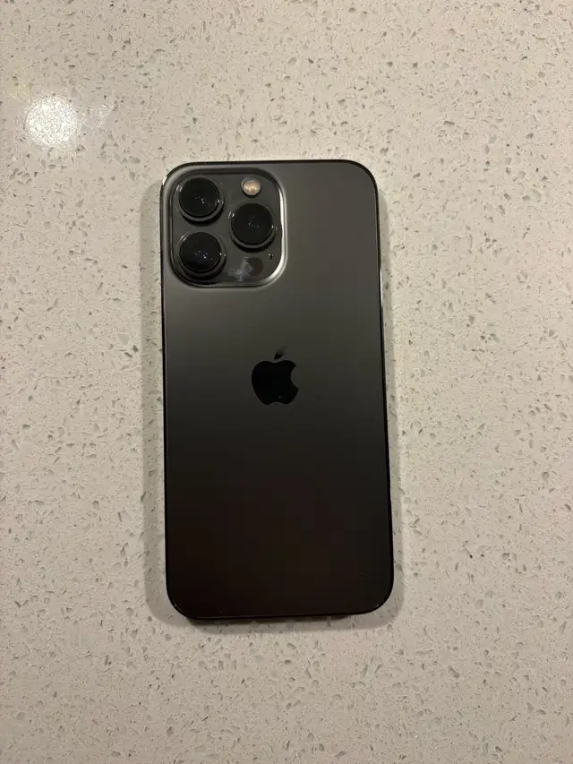 iphone 13 Pro (Space Grey) - Photo 2