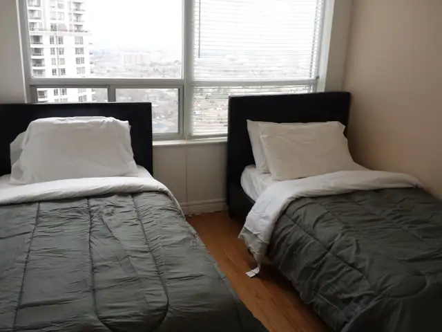 2 BEDROOMS DEN CLOSEST - SQ1 MALL, VIEW FURNISHED CANDO S/L RENT - Photo 3