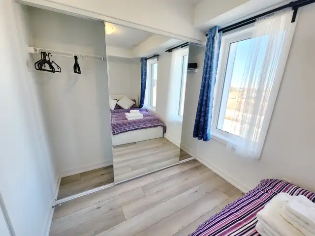 Room Rent Private Bathroom King Bed Daily Weekly Keele Wilson - Photo 10