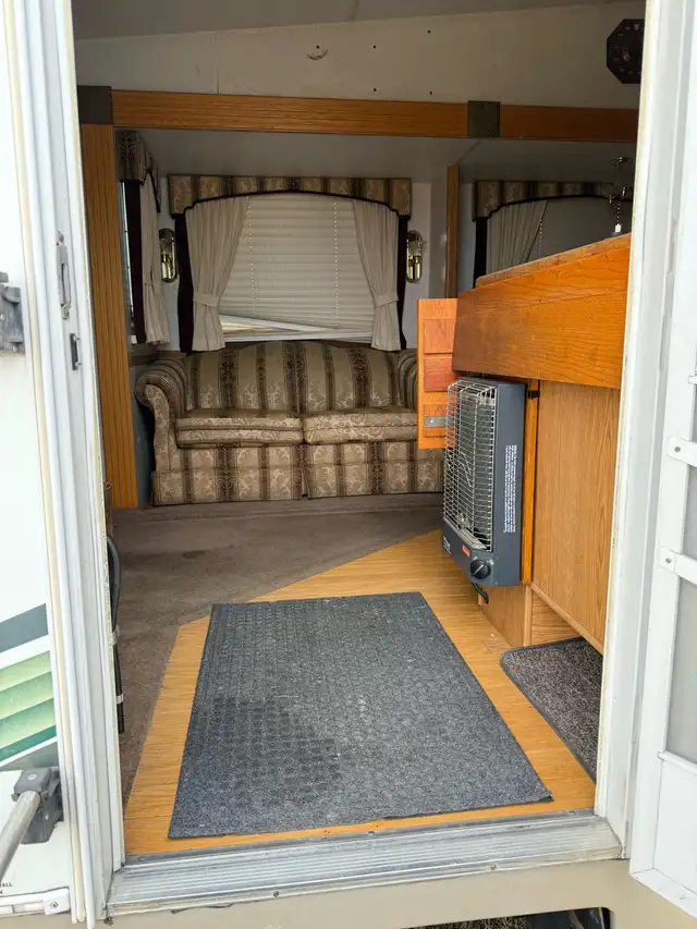 2000 Ford 7.3L Diesel- 2003 Glendale Titanium Fifth Wheel - Photo 4