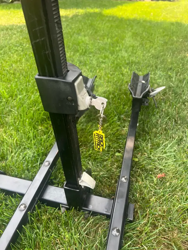 Thule Bike Rack Carrier 990XT - Photo 2