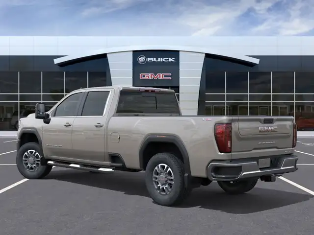 2026 GMC Sierra 3500 HD - Photo 3