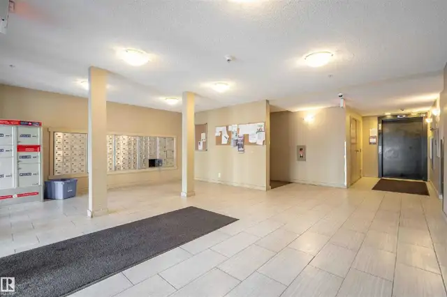 Private room for rent - Photo 2