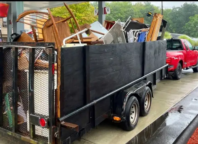 JUNK REMOVAL, FAST,  FRIENDLY, RELIABLE 403.390.1874