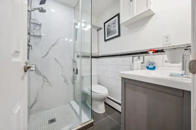 Furnished Apartment for Rent in Port Credit - Photo 9