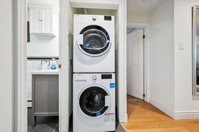 Furnished Apartment for Rent in Port Credit - Photo 10