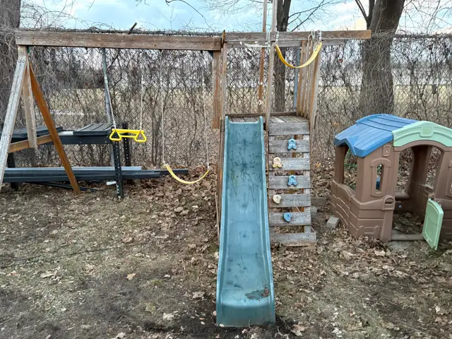 KidKraft Springfield Outdoor Cedar Play Centre with Climbing Wal - Photo 2